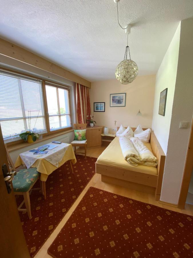 Gaestehaus Waltraud Längenfeld Eksteriør billede