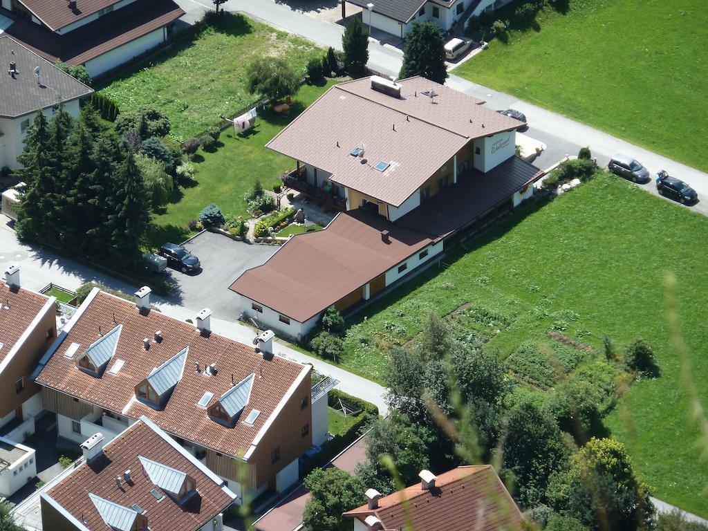 Gaestehaus Waltraud Längenfeld Eksteriør billede